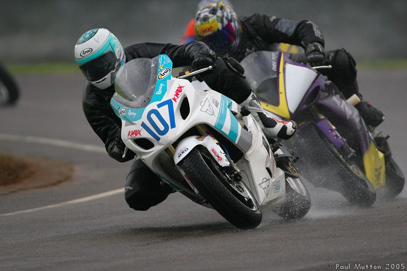 IMG 4503 Bikes cornering in the wet